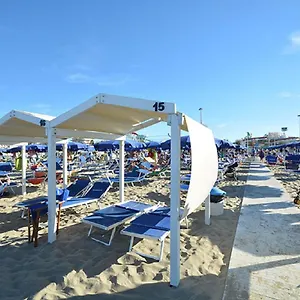 2* Hotel - Enjoy Your Summer - Con Parco Acquatico Incluso